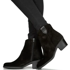 Betty London - BIOUTI