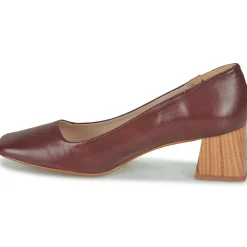 Betty London - CLAUDIE