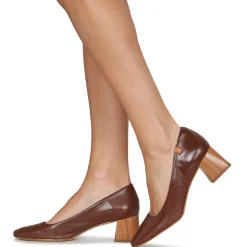 Betty London - CLAUDIE