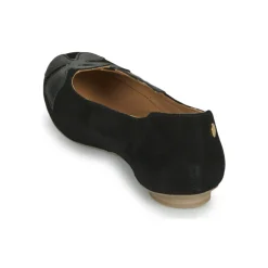 Betty London - ERUNE