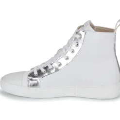 Betty London - ETOILE