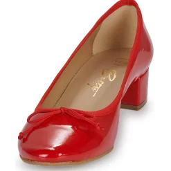 Betty London - HANNA