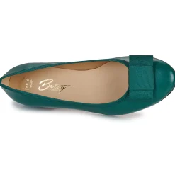 Betty London - Hélène