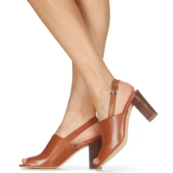 Betty London - JIKOTEGE