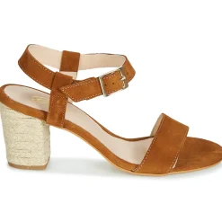 Betty London - JIKOTIFE