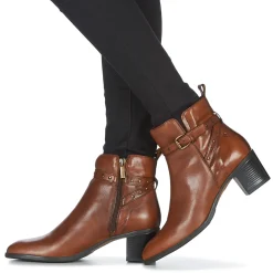 Betty London - LEONA