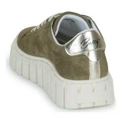 Betty London - MABELLE