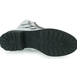 Betty London - NANISS