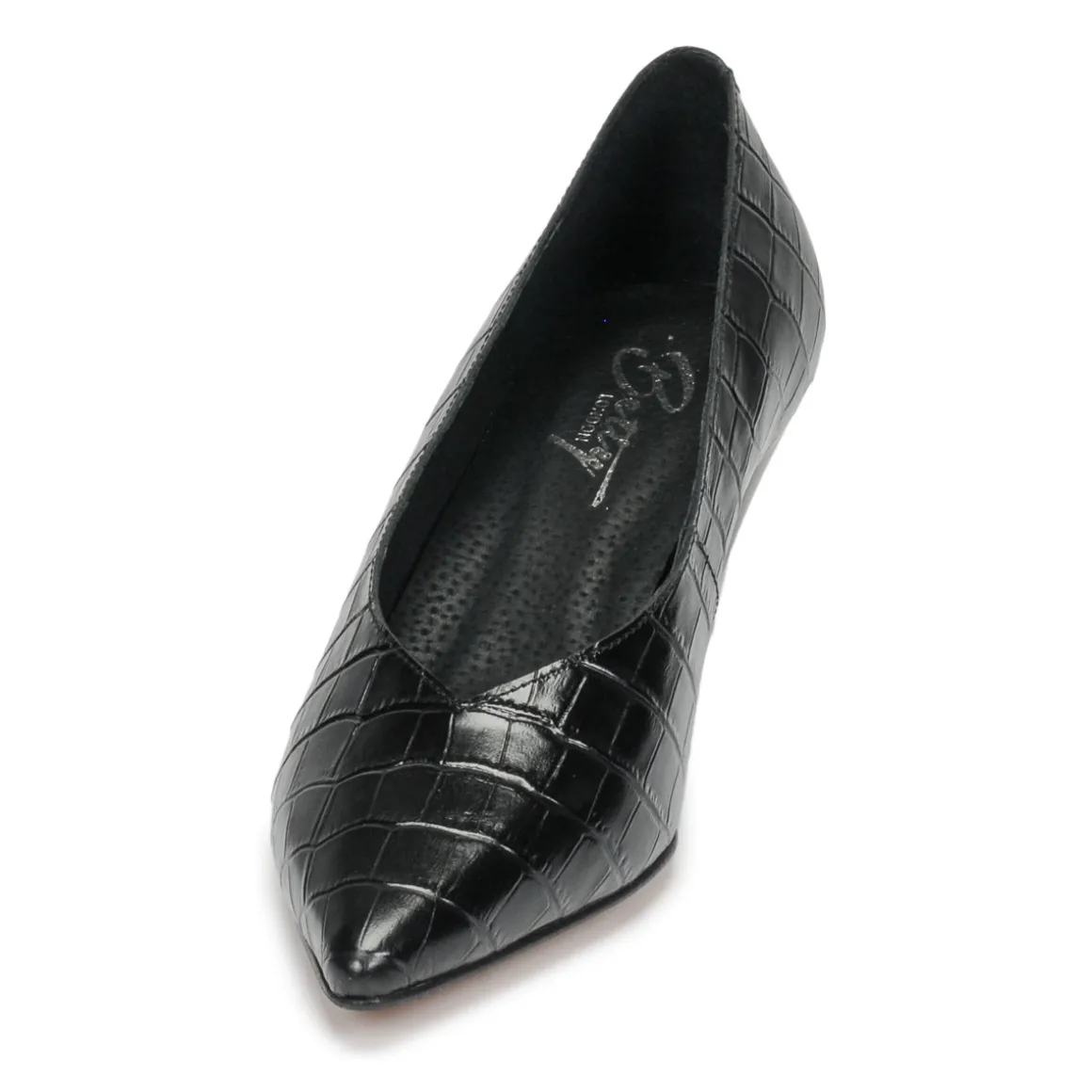 Betty London - NOMANIS