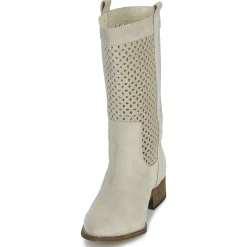 Betty London - ONEVAR