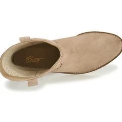 Betty London - ONEVAR