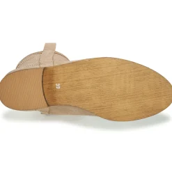 Betty London - ONEVAR