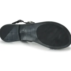 Betty London - OPATIO