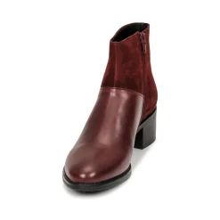 Betty London - PANDINA