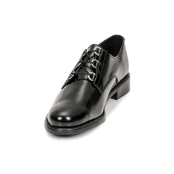 Betty London - PANDINE