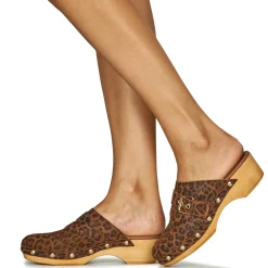 Betty London - PAQUITA