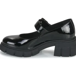 Betty London - PASSILLA