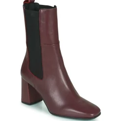 Betty London - PASTILLE