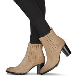 Betty London - PATIS