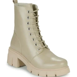 Betty London - POLLINA