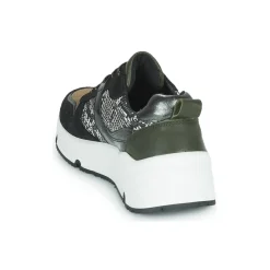 Betty London - PRIETTE