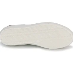 Betty London - SANDRA