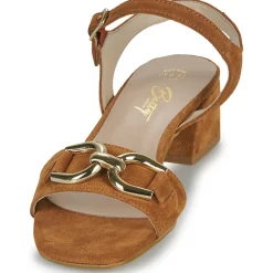 Betty London - SONYA