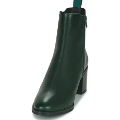 Betty London - TABASCO