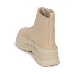 Betty London - VERONICA