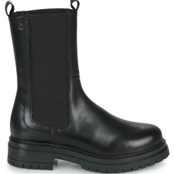 Betty London - VERONIQUE