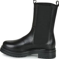 Betty London - VERONIQUE