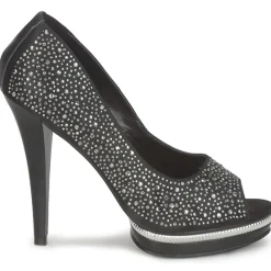 Carmen Steffens - TOUGA