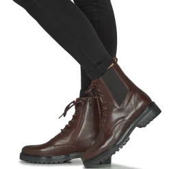 Casual Attitude - GUILA