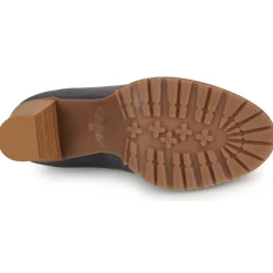 Casual Attitude - HARCHE