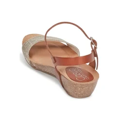 Casual Attitude - IDERER