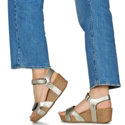 Casual Attitude - IPILAME