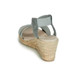 Casual Attitude - JALAYEBE