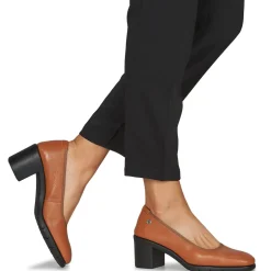 Casual Attitude - MOJIA