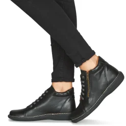 Casual Attitude - NELIO