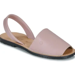 Casual Attitude - NEVADI