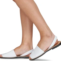 Casual Attitude - NEVADI