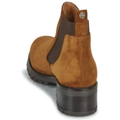 Casual Attitude - ONYA