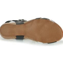 Casual Attitude - OYA