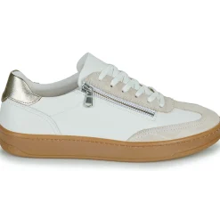 Casual Attitude - TILANA