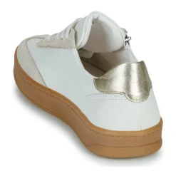 Casual Attitude - TILANA