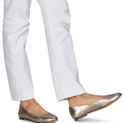 Casual Attitude - TOBALO