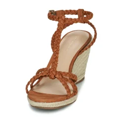 Cosmo Paris - ROBBIE-BI