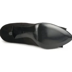 Karine Arabian - FLY