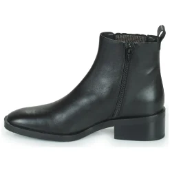 Les Tropéziennes par M Belarbi - LUKAZE