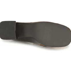 Les Tropéziennes par M Belarbi - DEMYOS